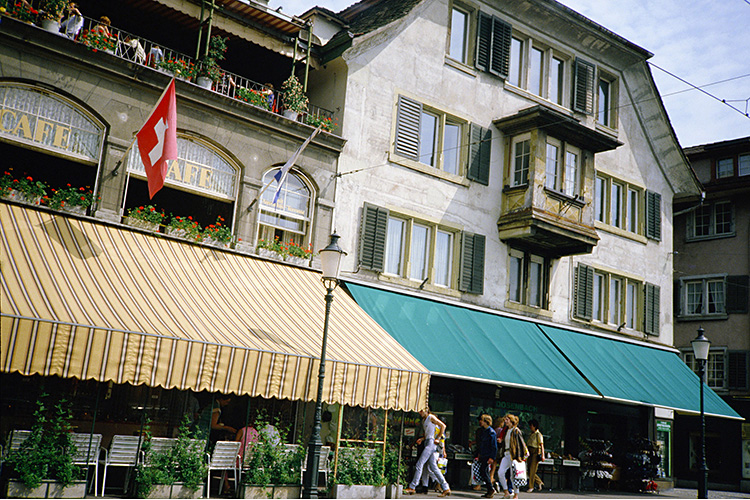 <b></b> Zurich, Switzerland (June 1983)